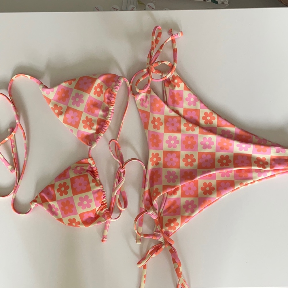 Like new! Worn once. Too small on me